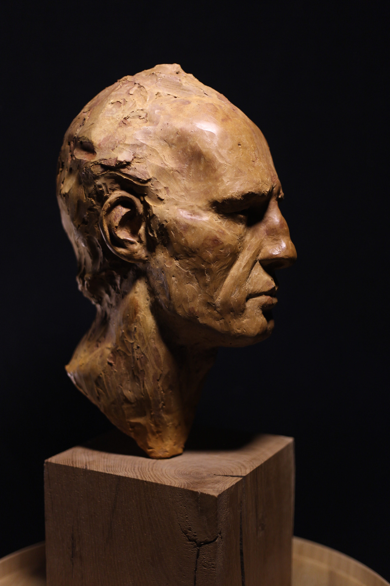 GUID-001 - Le guide - Vue 4 - Sculpture de Stéphane Pimienta